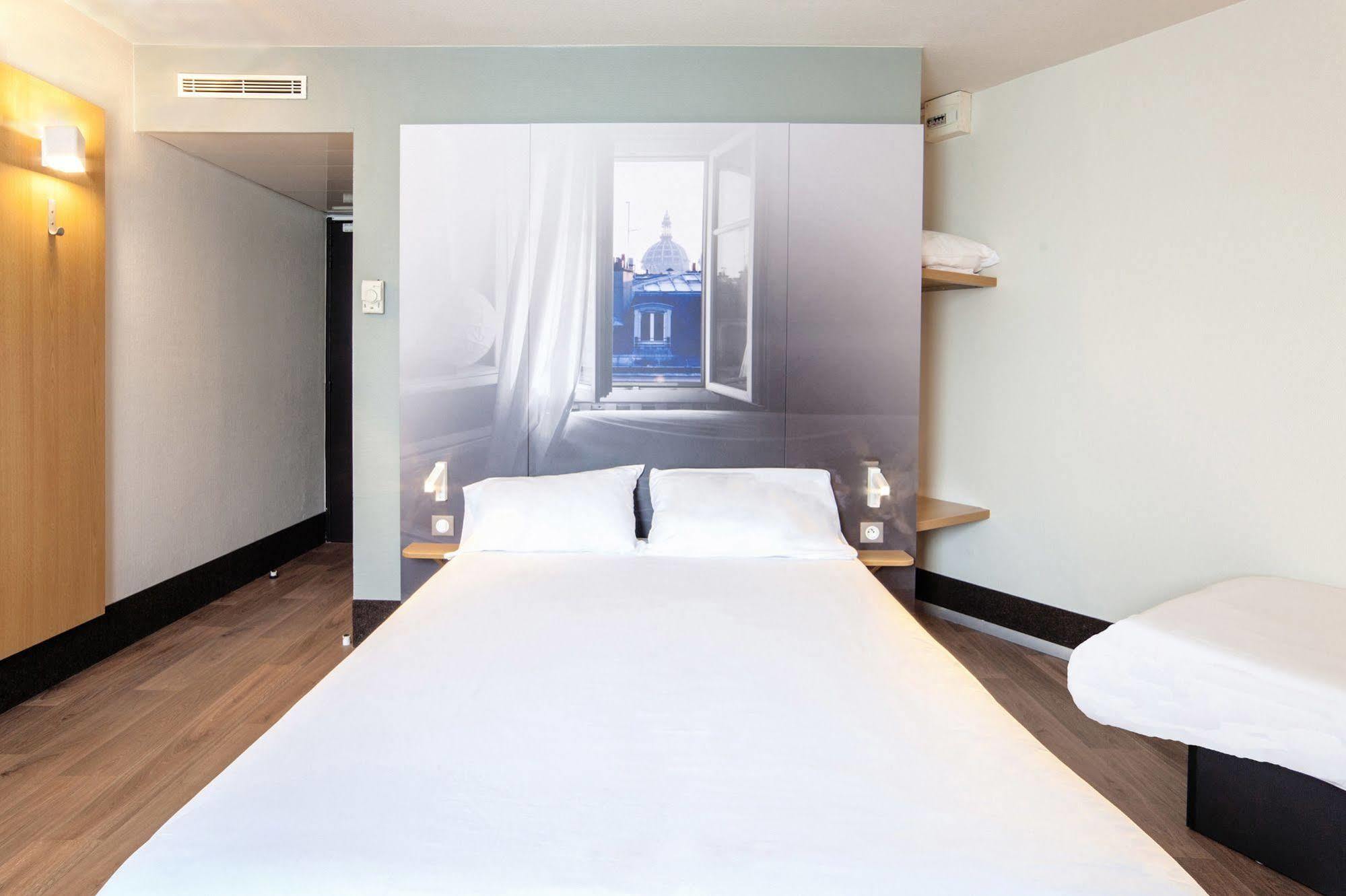 B&B Hotel Creil Chantilly ภายนอก รูปภาพ